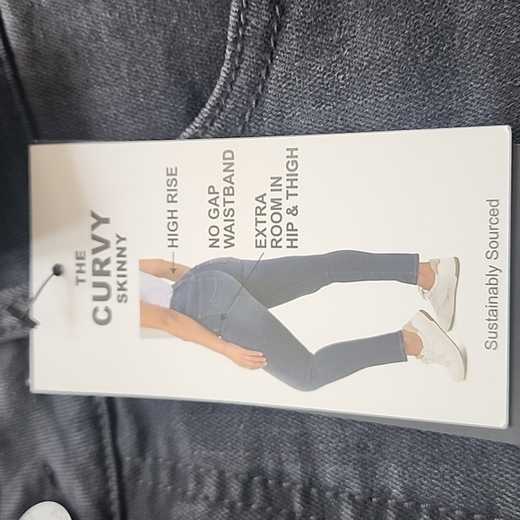 Jordache women's denim - Picture 6 of 6